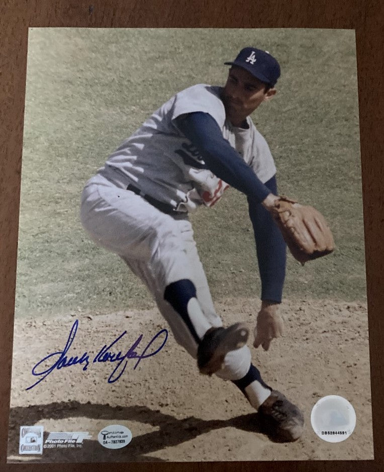 Sandy Koufax Autographed Signed Classic 1960's 16x20 Photo in Color